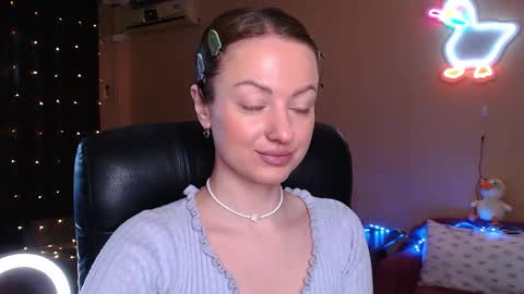 sophieleroux online show from 03/15/26, 11:49