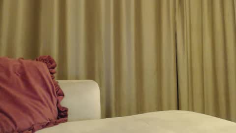 sophieluxe online show from 04/27/26, 10:30