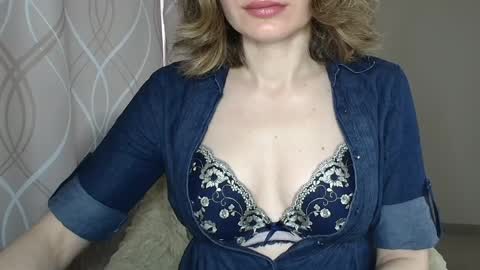 Sophiemisss online show from 04/10/26, 06:18