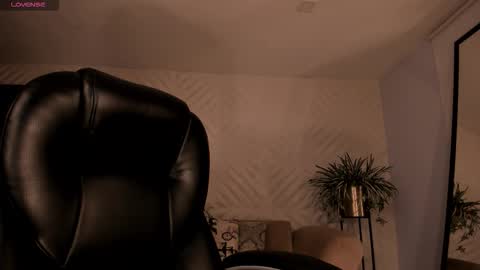 Sophie  Palmer online show from 01/06/26, 12:31