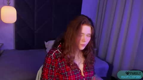 Sophie online show from 10/23/25, 08:40