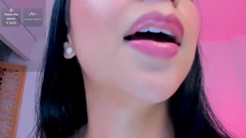 sophierooy online show from 03/11/26, 12:16