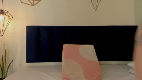 sophieturner_mg online show from 02/28/26, 07:04