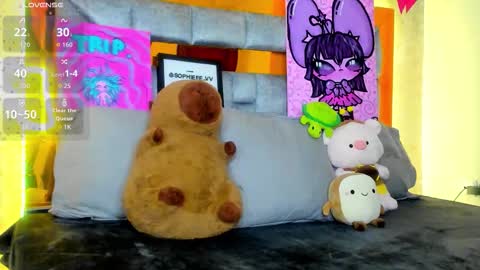   Sophie  online show from 11/22/25, 08:19