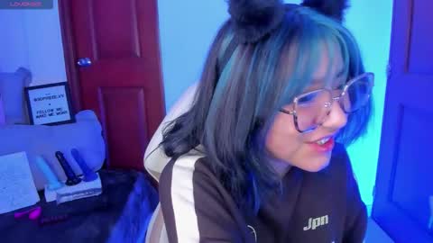   Sophie  online show from 02/09/26, 06:23