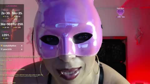 sophi fire  online show from 10/18/25, 02:03