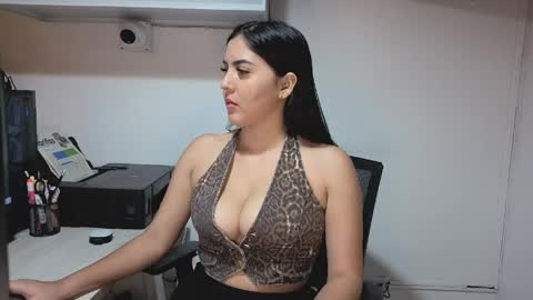 Sophiee online show from 04/15/26, 12:06