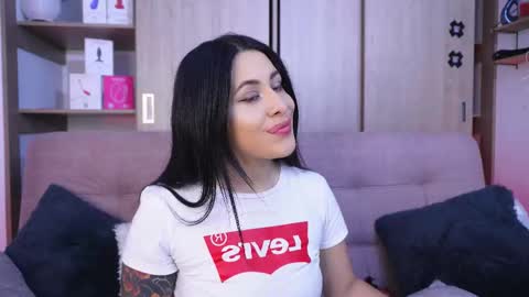 Sophiie online show from 03/27/26, 03:12