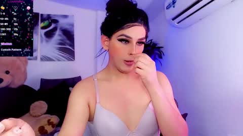 Sophie Sweet online show from 03/10/25, 02:05