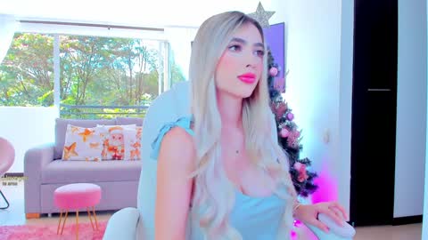 YULITZA online show from 12/28/24, 01:38