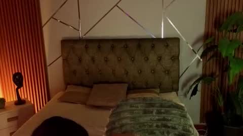 Sophy  online show from 02/19/26, 07:54