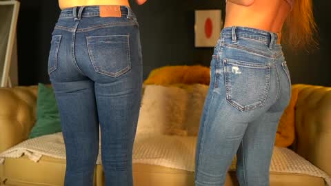 Sophydiva online show from 11/18/25, 06:18