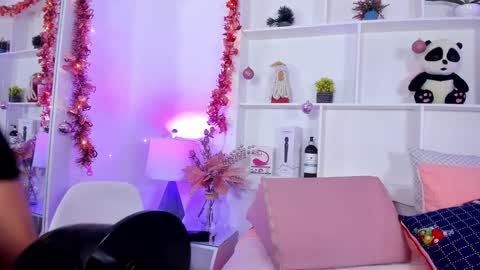 Sophy online show from 12/05/24, 02:09