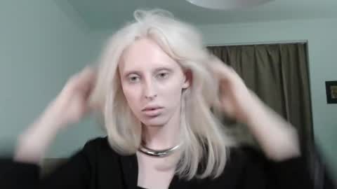 sora999999999 online show from 04/02/26, 07:22