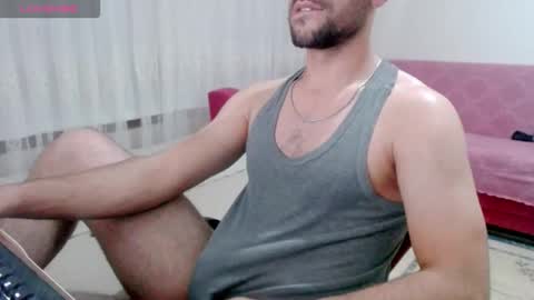 Snapshot of sorrymybadd chatting on 10/02/25, 09:33 luis online show from 10/02/25, 09:33