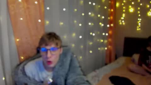 Snapshot of sosaguillypleasure chatting on 12/05/25, 07:21 sosaguillypleasure online show from 12/05/25, 07:21