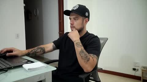 Snapshot of soulmanager69 chatting on 09/21/25, 05:31 soulmanager69 online show from 09/21/25, 05:31