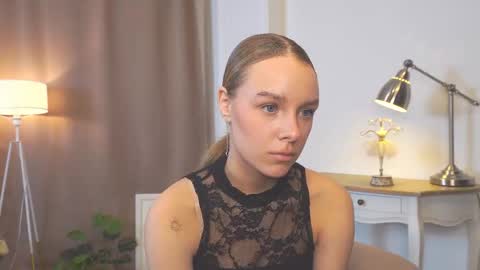 Anna online show from 02/09/26, 01:04