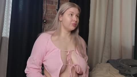 soulmeinme online show from 04/22/26, 07:22