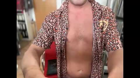 Snapshot of soulntribe chatting on 01/12/25, 11:50 Litchie69 online show from 01/12/25, 11:50