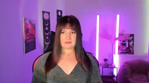 Snapshot of sour_cherry_ chatting on 04/20/26, 03:26 Jennie online show from 04/20/26, 03:26