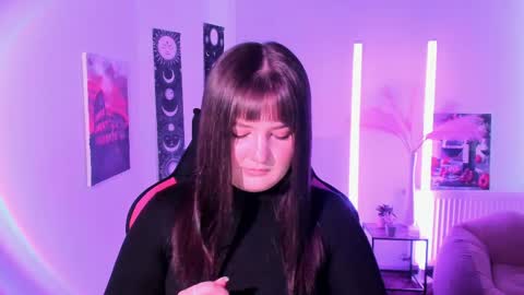 Snapshot of sour_cherry_ chatting on 04/23/26, 02:19 Jennie online show from 04/23/26, 02:19