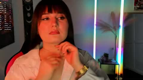 Snapshot of sour_cherry_ chatting on 05/14/26, 09:27 Jennie online show from 05/14/26, 09:27