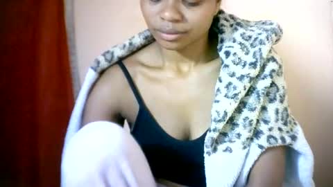 Snapshot of sourayaa chatting on 06/14/26, 03:30 sourayaa online show from 06/14/26, 03:30