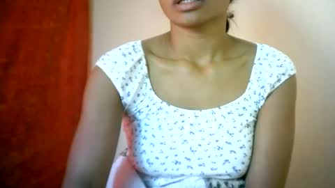 Snapshot of sourayaa chatting on 06/18/26, 10:14 sourayaa online show from 06/18/26, 10:14