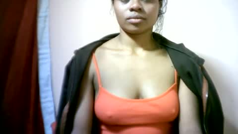 Snapshot of sourayaa chatting on 06/25/26, 05:39 sourayaa online show from 06/25/26, 05:39