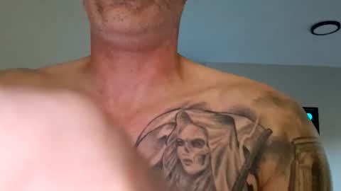 southboy2410 online show from 10/01/25, 04:57