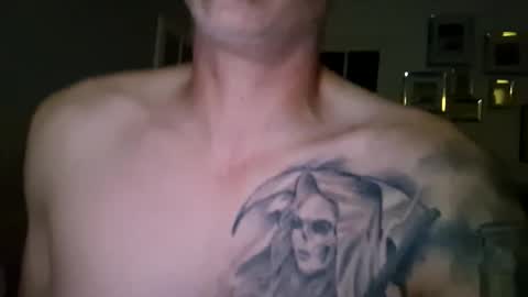 southboy2410 online show from 10/03/25, 07:44