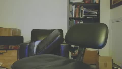 Southernblueyes online show from 04/15/26, 08:31