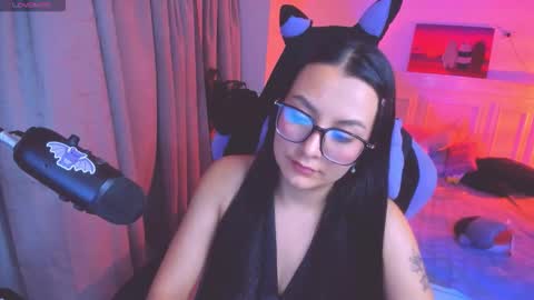 Lili online show from 02/17/26, 01:46