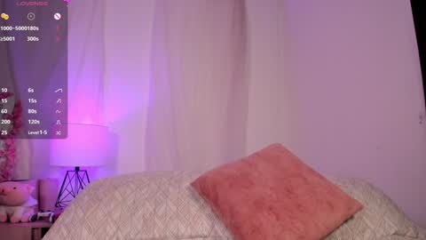 Snapshot of soy_abi_ chatting on 01/28/25, 10:45 Tati Open pvt online show from 01/28/25, 10:45