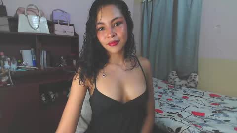 Snapshot of soy_miauhg chatting on 03/10/25, 03:23 Miauhg online show from 03/10/25, 03:23