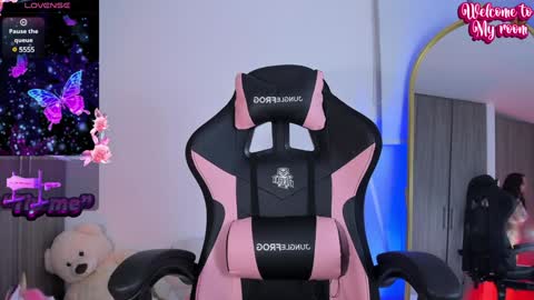 sheila smitt  online show from 01/16/25, 02:41