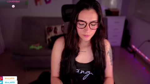 Snapshot of soyabby_ chatting on 03/10/25, 12:40 Luisa online show from 03/10/25, 12:40
