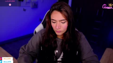 Luisa    online show from 04/19/26, 01:05