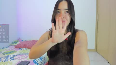 Instagram Soyamandaa  1 online show from 02/06/25, 10:10