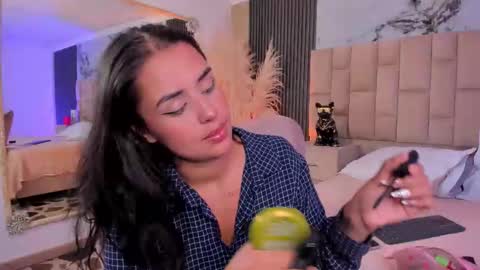 Camila Ortiz online show from 02/22/26, 09:13