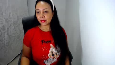 soy Elena online show from 06/08/26, 12:05