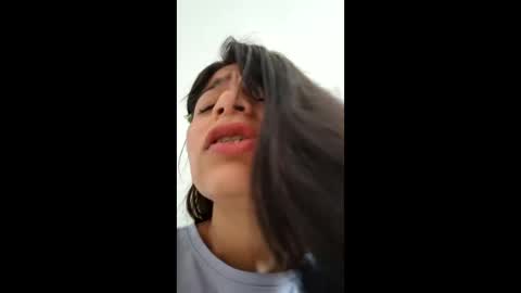 Adeline independent model online show from 05/25/26, 04:13