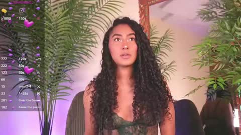 Juliana online show from 04/28/26, 04:39