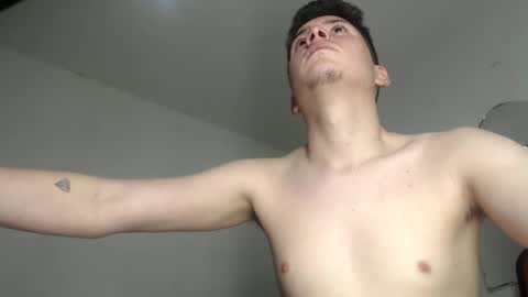 Snapshot of soymanuel777 chatting on 04/11/26, 11:42 soymanuel777 online show from 04/11/26, 11:42