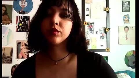 Snapshot of soynanabela chatting on 01/11/25, 06:44 Nana Bela  online show from 01/11/25, 06:44