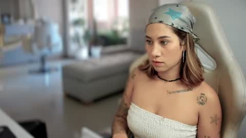 brisa  s online show from 02/17/25, 03:42