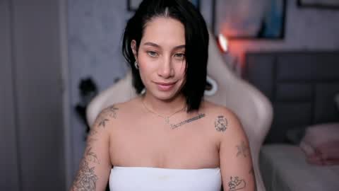 brisa  s online show from 04/15/26, 03:41