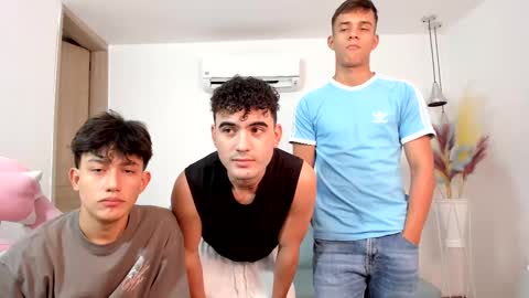 Gabo Lucas and Justin online show from 10/03/25, 07:11