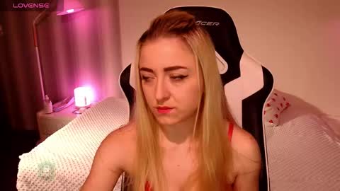 space danger online show from 12/22/25, 04:42